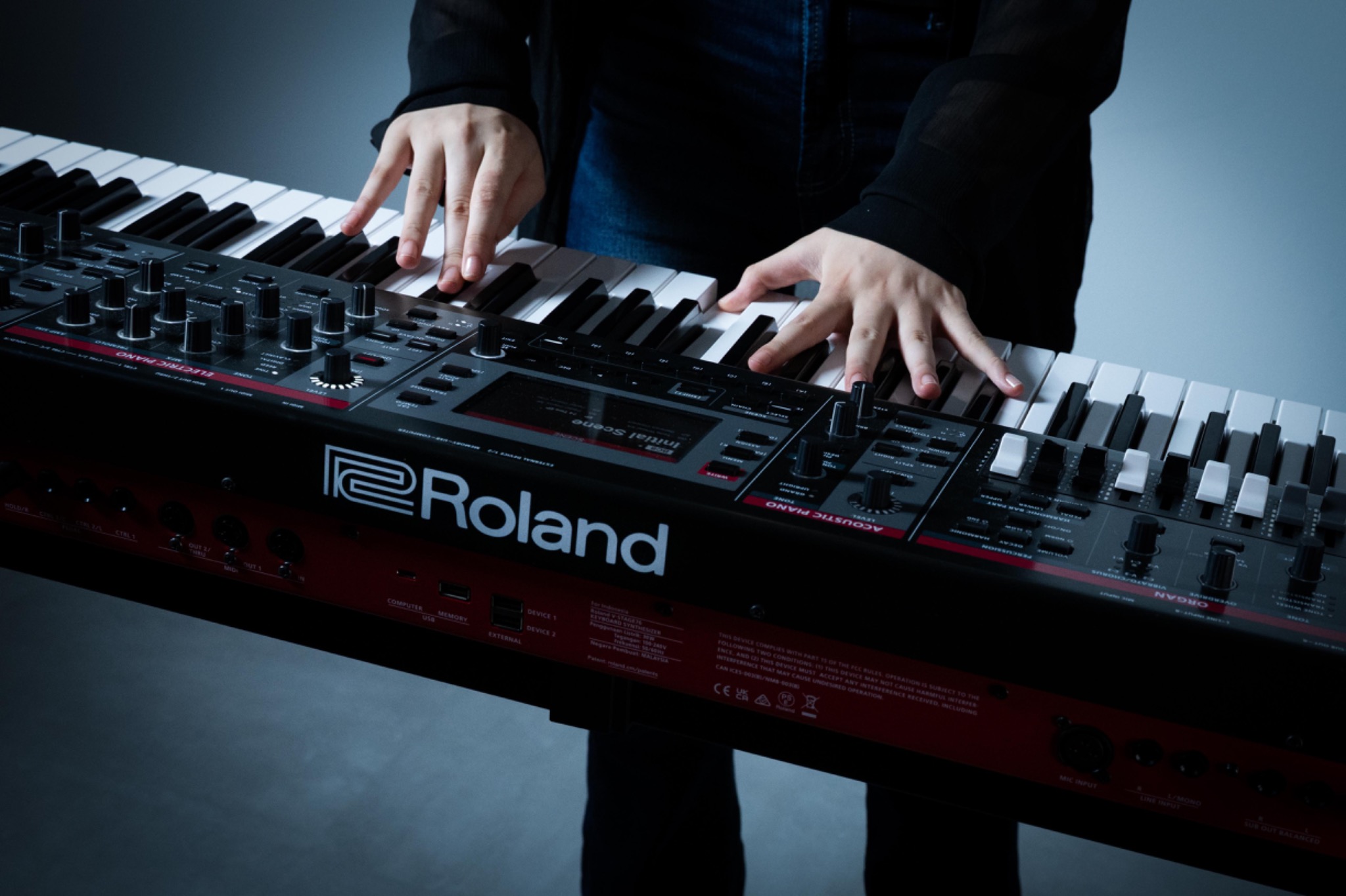 Ai Furusato performing on Roland V-STAGE